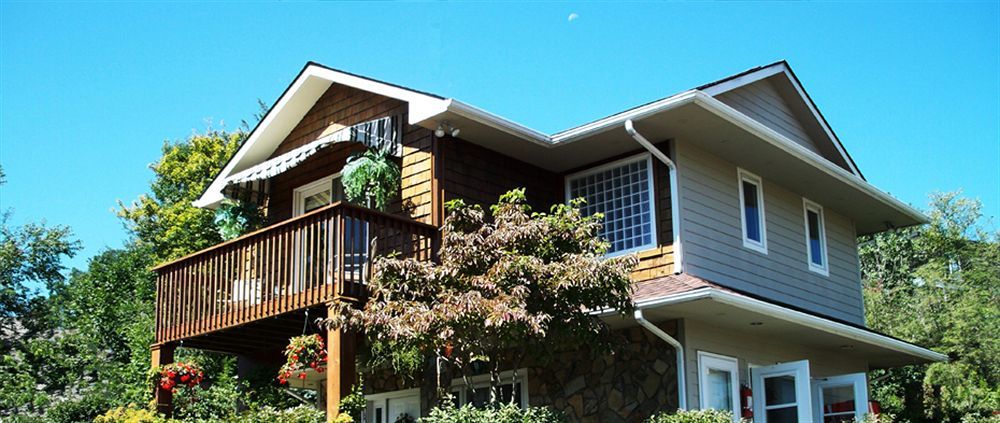 Alpine Village Inn - Blowing Rock Exterior photo